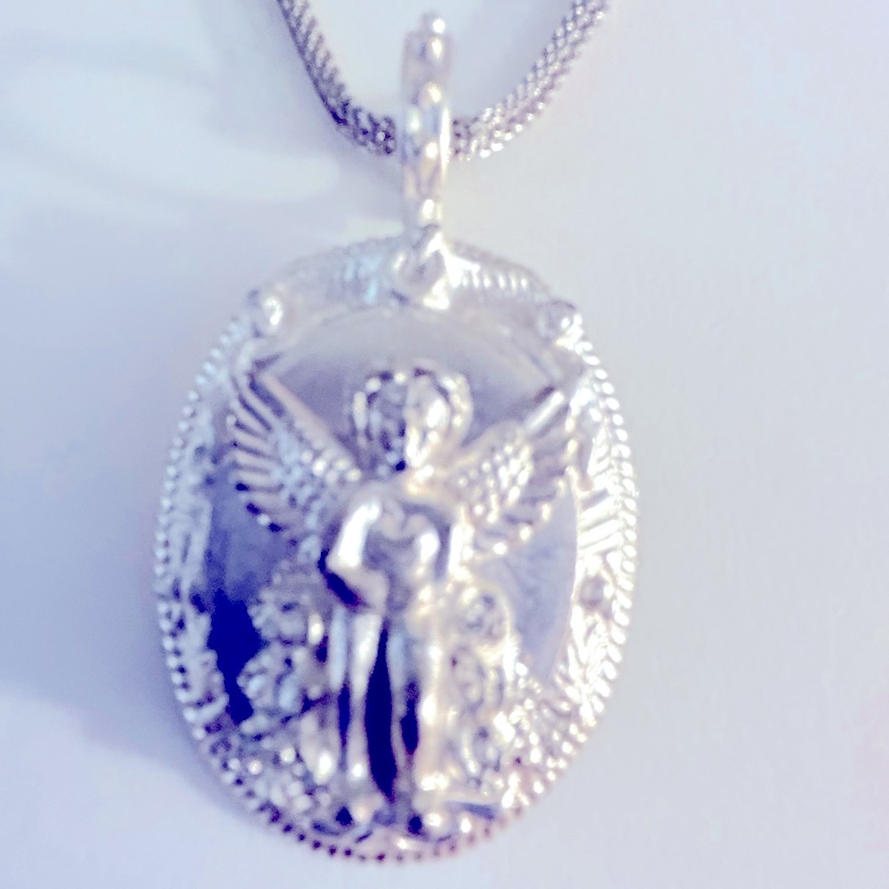 Rebecca Collins Neiman Marcus Angel oval silver pendant 18” .925 sp snake chain